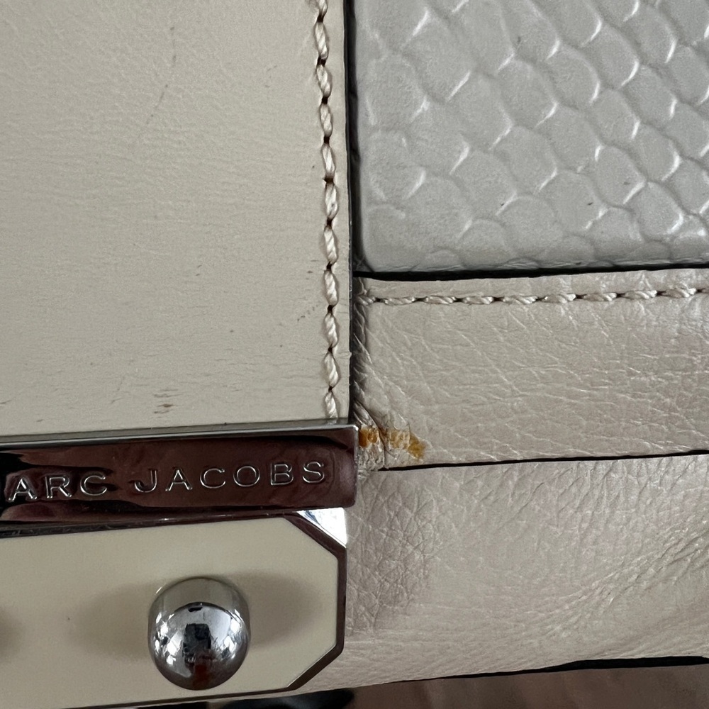 Marc by Marc Jacobs White Crossbody Bag - Picture 4 of 12